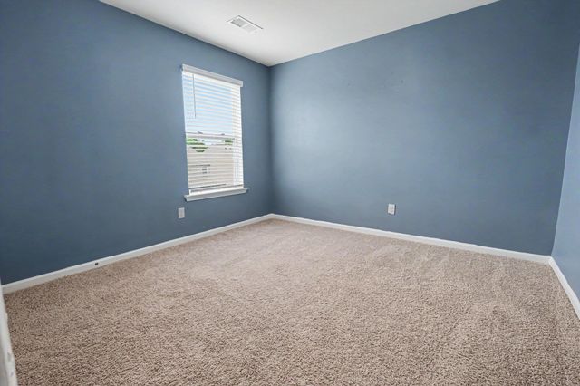 1328 Ledsham Court, Greer, SC 29651