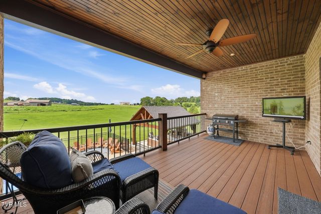 419 Douglas Shed Road, Johnson City, TN 37615
