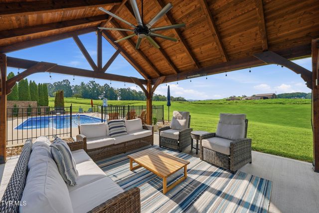 419 Douglas Shed Road, Johnson City, TN 37615