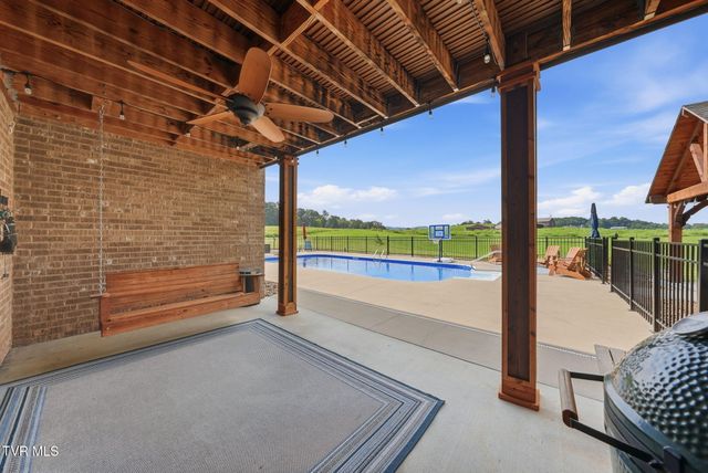 419 Douglas Shed Road, Johnson City, TN 37615