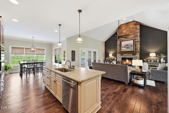 419 Douglas Shed Road, Johnson City, TN 37615
