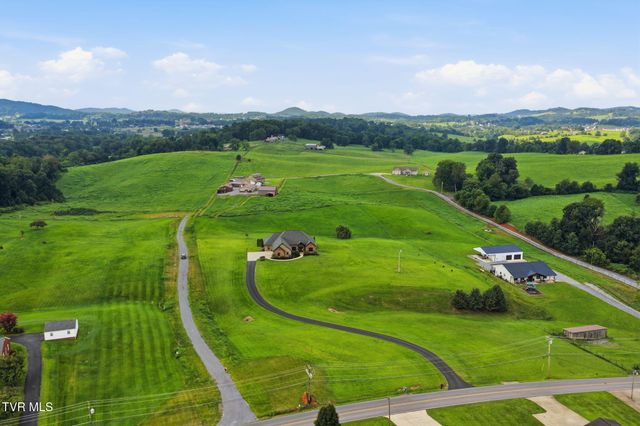 419 Douglas Shed Road, Johnson City, TN 37615