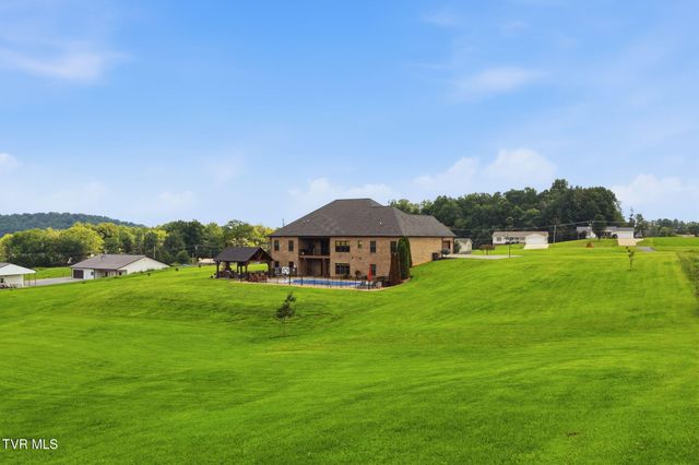 419 Douglas Shed Road, Johnson City, TN 37615
