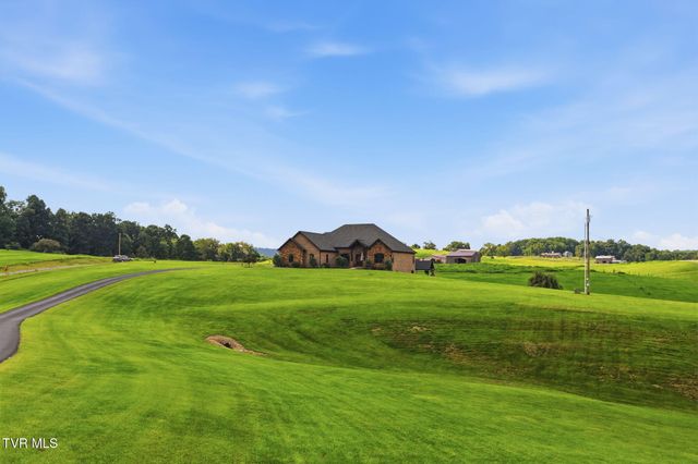 419 Douglas Shed Road, Johnson City, TN 37615