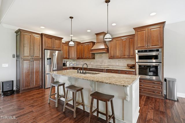 419 Douglas Shed Road, Johnson City, TN 37615
