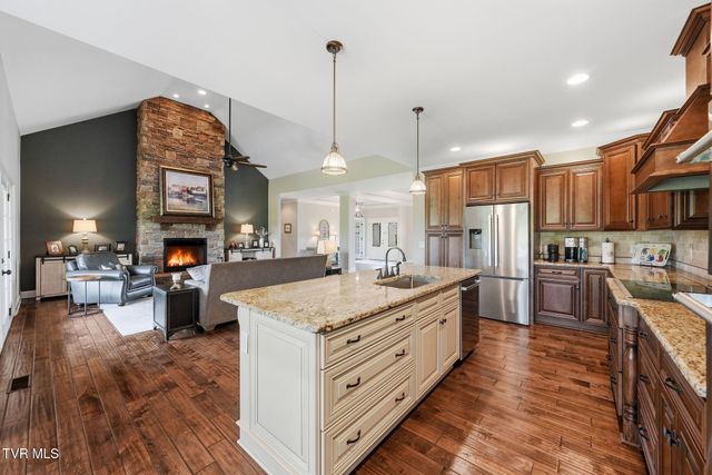 419 Douglas Shed Road, Johnson City, TN 37615