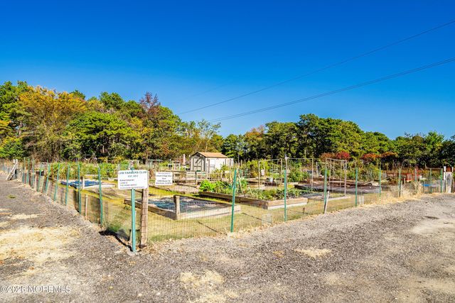 963 Buckingham Drive B, Manchester, NJ 08759