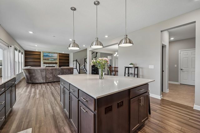 9560 Timber Terrace, Victoria, MN 55386