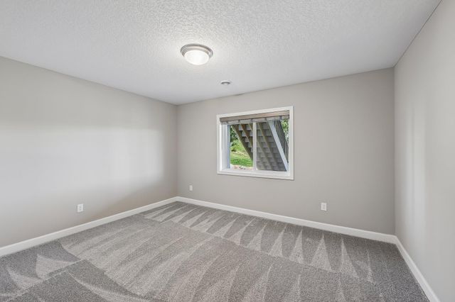 9560 Timber Terrace, Victoria, MN 55386