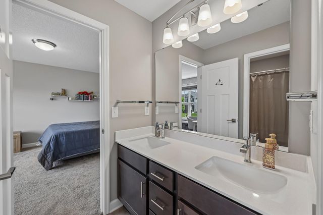 9560 Timber Terrace, Victoria, MN 55386