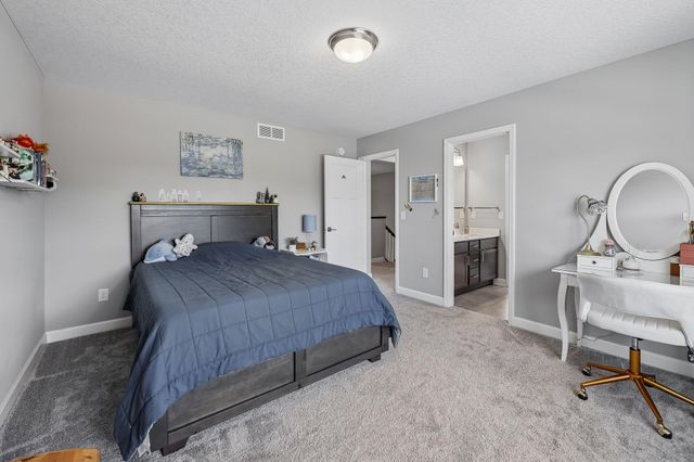 9560 Timber Terrace, Victoria, MN 55386