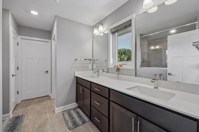 9560 Timber Terrace, Victoria, MN 55386
