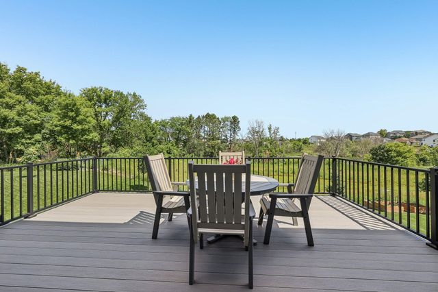 9560 Timber Terrace, Victoria, MN 55386