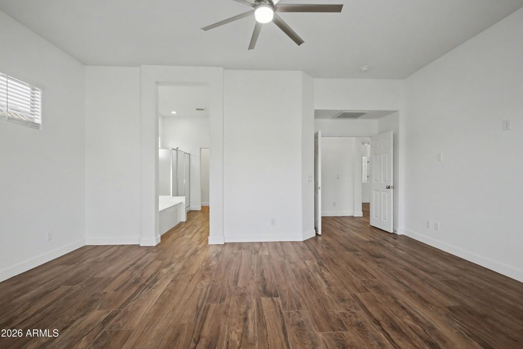 Image 37 of property listing at 14143 N 90TH Lane, Peoria, AZ 85381