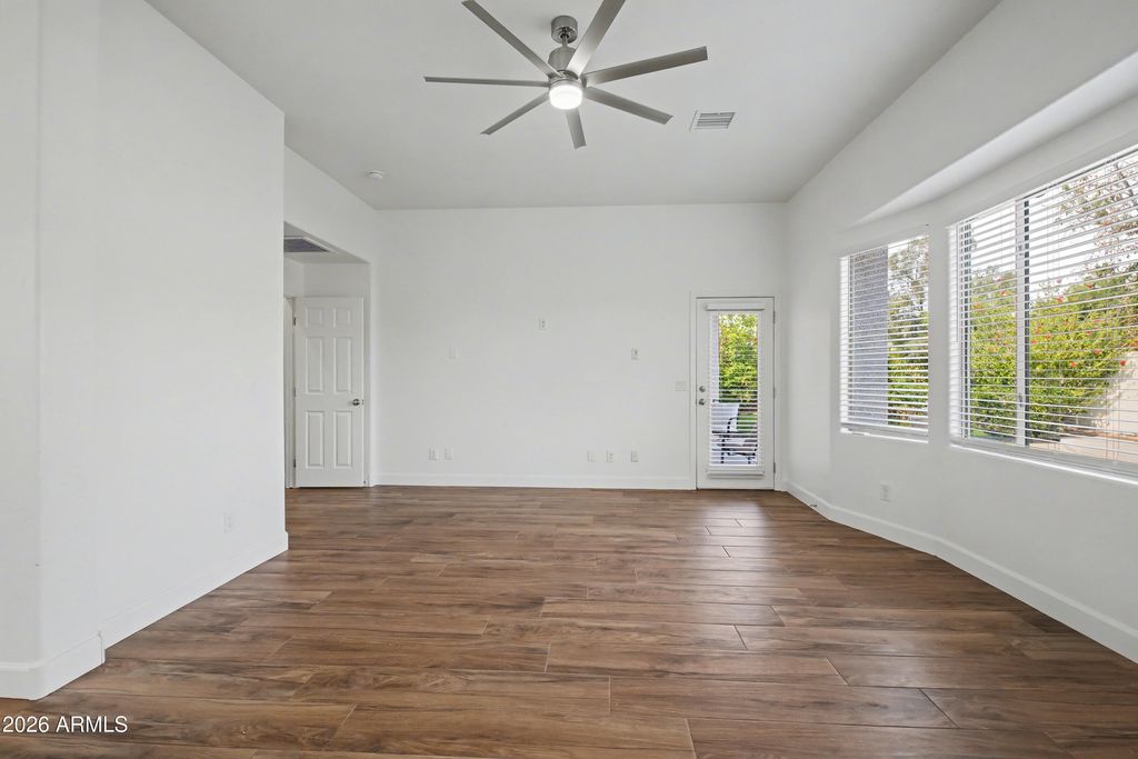 Image 38 of property listing at 14143 N 90TH Lane, Peoria, AZ 85381