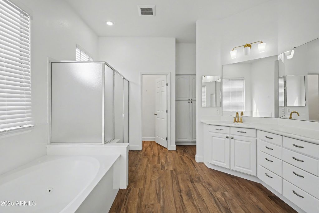 Image 39 of property listing at 14143 N 90TH Lane, Peoria, AZ 85381
