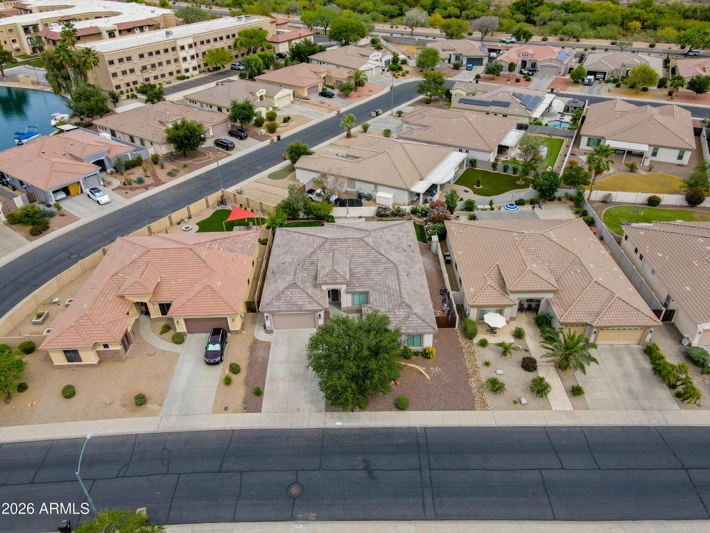Image 44 of property listing at 14143 N 90TH Lane, Peoria, AZ 85381