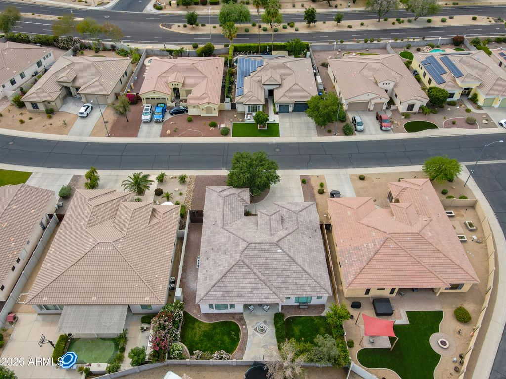 Image 46 of property listing at 14143 N 90TH Lane, Peoria, AZ 85381