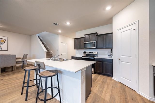 729 Amelia Court, Pilot Point, TX 76258