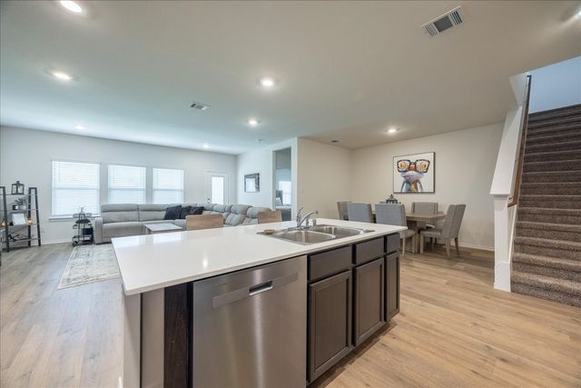 729 Amelia Court, Pilot Point, TX 76258