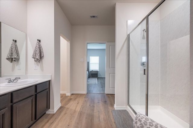 729 Amelia Court, Pilot Point, TX 76258