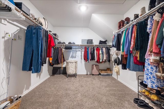 729 Amelia Court, Pilot Point, TX 76258