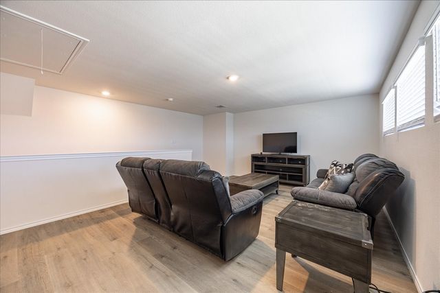 729 Amelia Court, Pilot Point, TX 76258