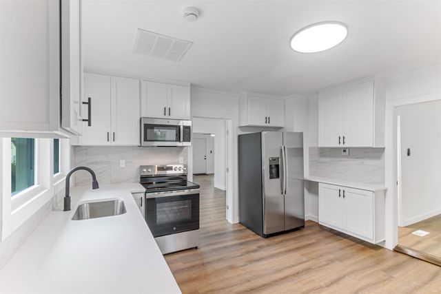 207 South Carolina Avenue, Spartanburg, SC 29306