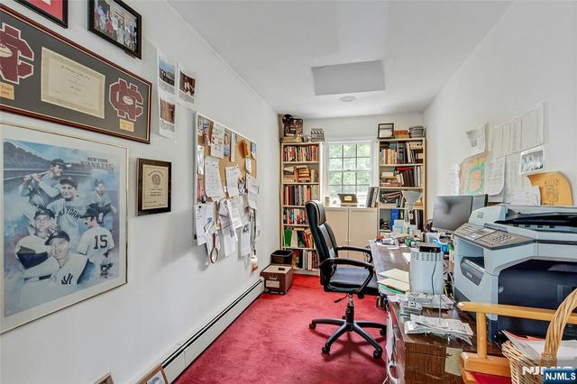 15 Colonial Road, Tenafly, NJ 07670