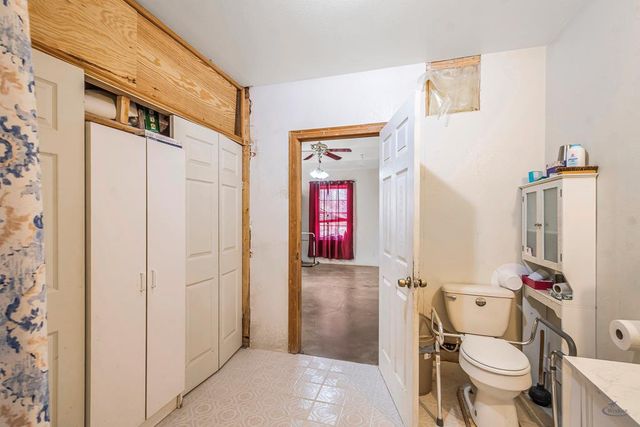 805 E County Rd 133, Midland, TX 79705