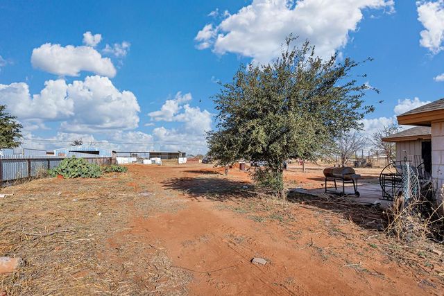 805 E County Rd 133, Midland, TX 79705