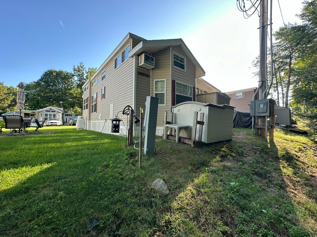 23 College Drive 27, Wells, ME 04090 — photo 4