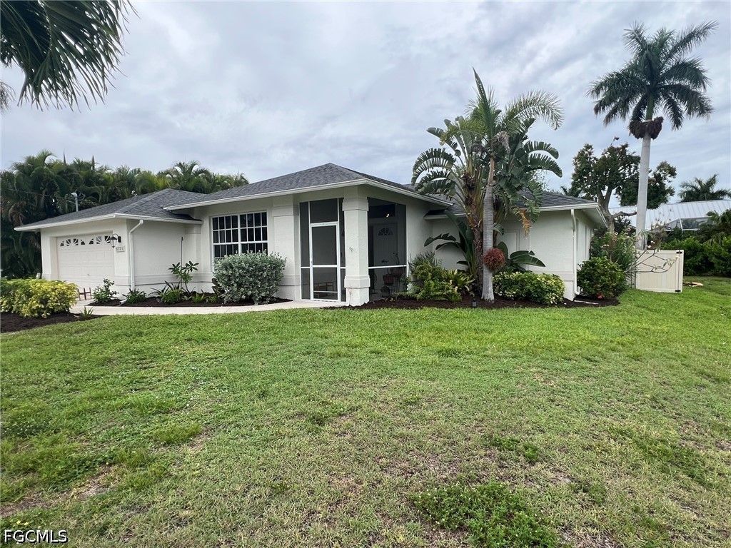 Image 1 of property listing at 5231 SW 27th PL, Cape Coral, FL 33914