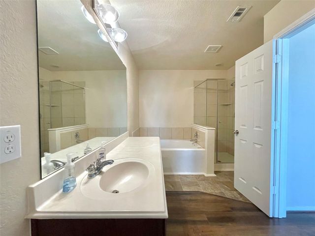 14903 Vinegrove Falls Court, Cypress, TX 77433