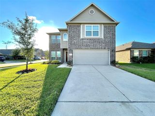 14903 Vinegrove Falls Court, Cypress, TX 77433
