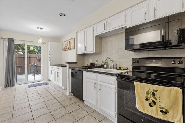 17820 Windflower Way 701, Dallas, TX 75252