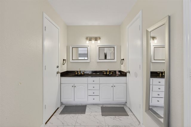 17820 Windflower Way 701, Dallas, TX 75252