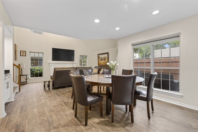 17820 Windflower Way 701, Dallas, TX 75252