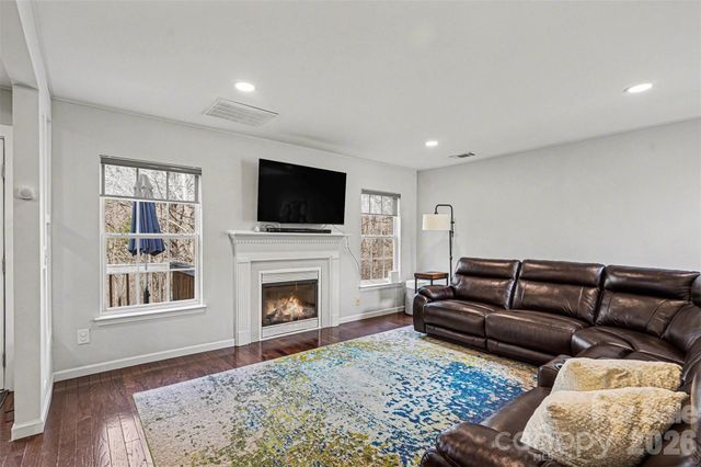 1106 Vine Cliff Lane, Charlotte, NC 28214