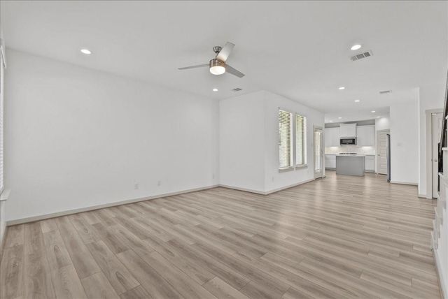 1512 Harvest Vine Court, Friendswood, TX 77546