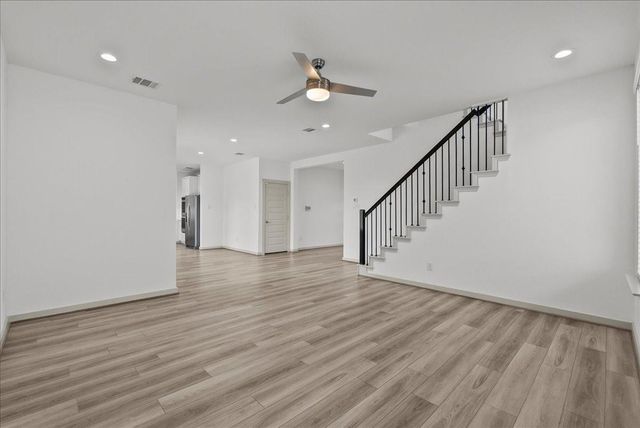 1512 Harvest Vine Court, Friendswood, TX 77546