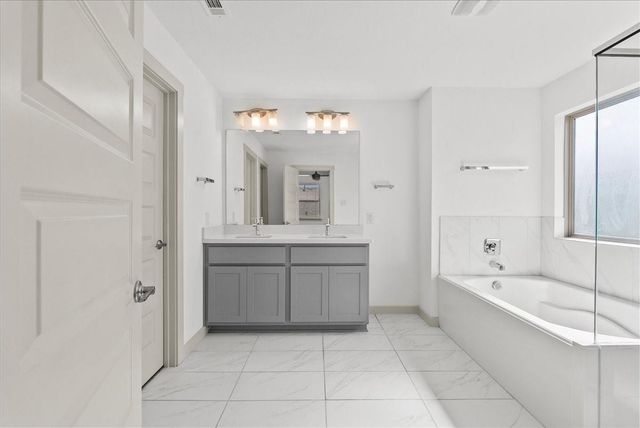 1512 Harvest Vine Court, Friendswood, TX 77546