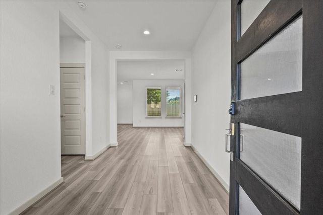 1512 Harvest Vine Court, Friendswood, TX 77546