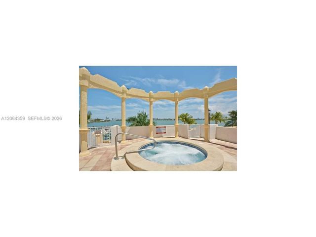 7601 E Treasure Drive 921, North Bay Village, FL 33141