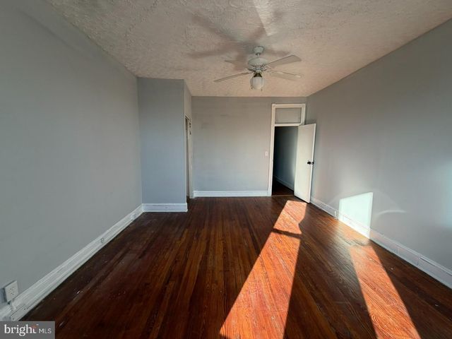 2952 PRESSTMAN ST, Baltimore, MD 21216