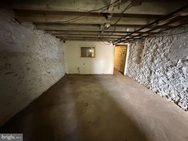 2952 PRESSTMAN ST, Baltimore, MD 21216