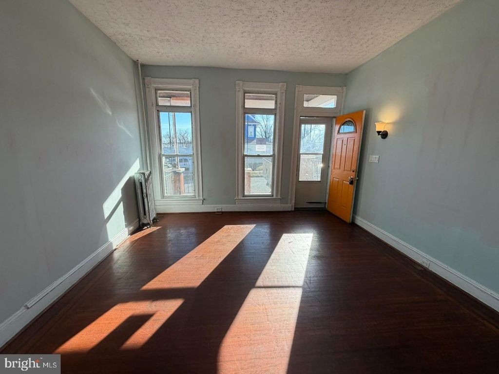 Image 5 of property listing at 2952 PRESSTMAN ST, Baltimore, MD 21216