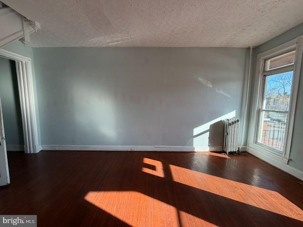 Image 6 of property listing at 2952 PRESSTMAN ST, Baltimore, MD 21216