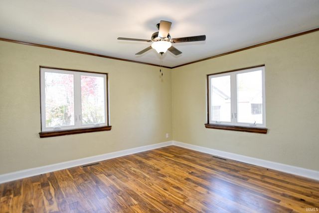 2806 Oak Hill Road, Evansville, IN 47711