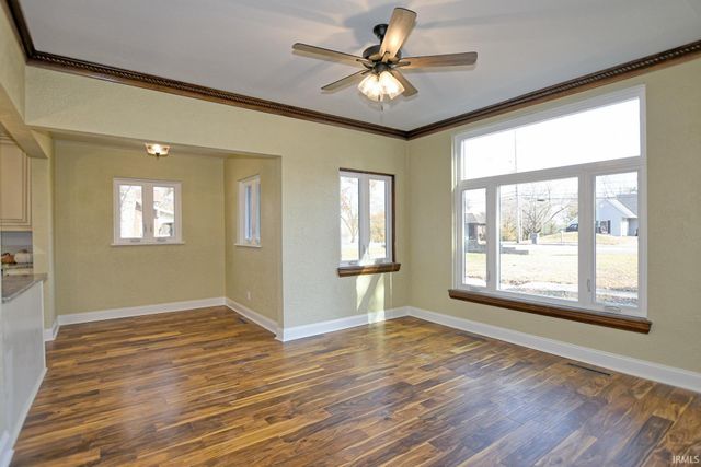 2806 Oak Hill Road, Evansville, IN 47711